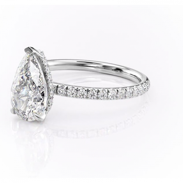 Inel de logodnă Briony din aur Alb 14kt cu moissanite tăietură pară – Montură pavé rafinată pentru profil înalt | Personalizează și configurează gratuit online [7]