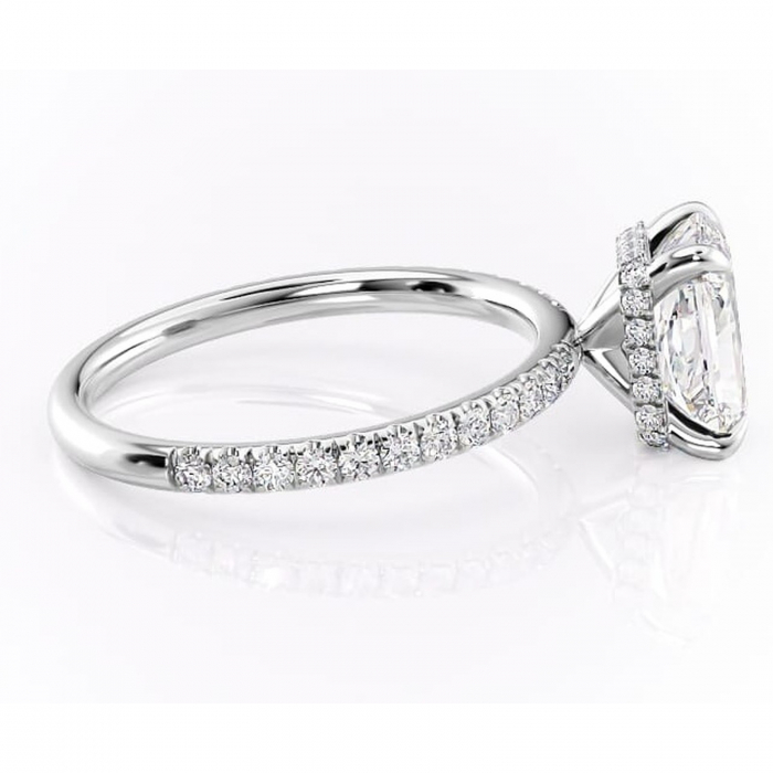 Inel de logodnă Briony din aur Alb 18kt cu moissanite tăietură radiantă – Montură pavé rafinată pentru profil înalt | Personalizează și configurează gratuit online [2]