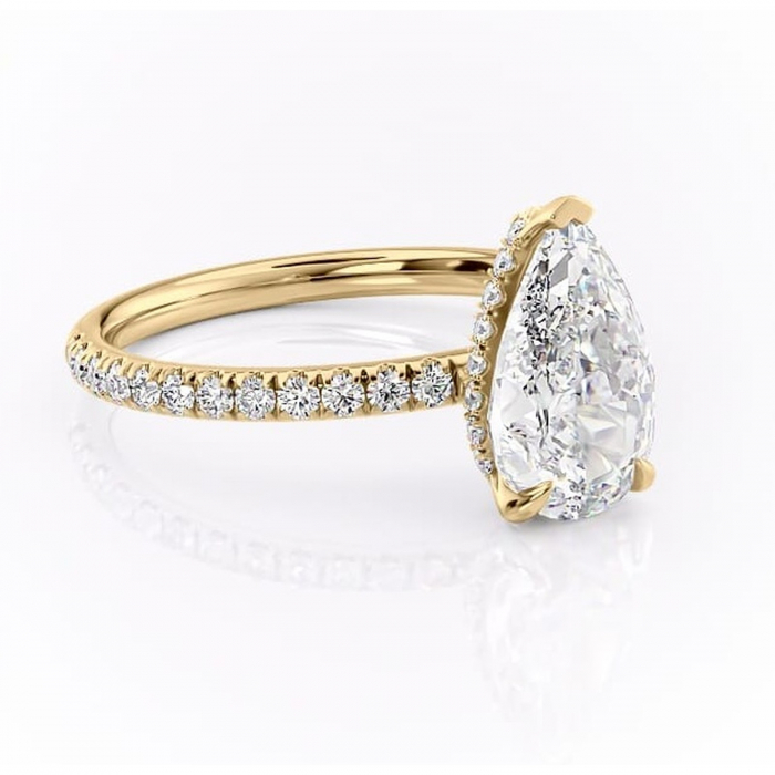 Inel de logodnă Briony din aur Galben 14kt cu moissanite tăietură pară – Montură pavé rafinată pentru profil înalt | Personalizează și configurează gratuit online [1]