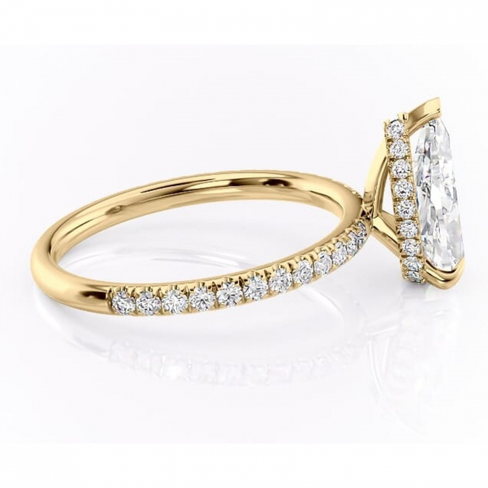 Inel de logodnă Briony din aur Galben 14kt cu moissanite tăietură pară – Montură pavé rafinată pentru profil înalt | Personalizează și configurează gratuit online [2]