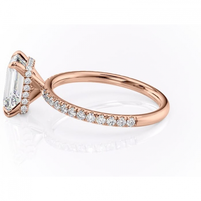 Inel de logodnă Briony din aur Rose 18kt cu moissanite tăietură smarald – Montură pavé rafinată pentru profil înalt | Personalizează și configurează gratuit online [6]