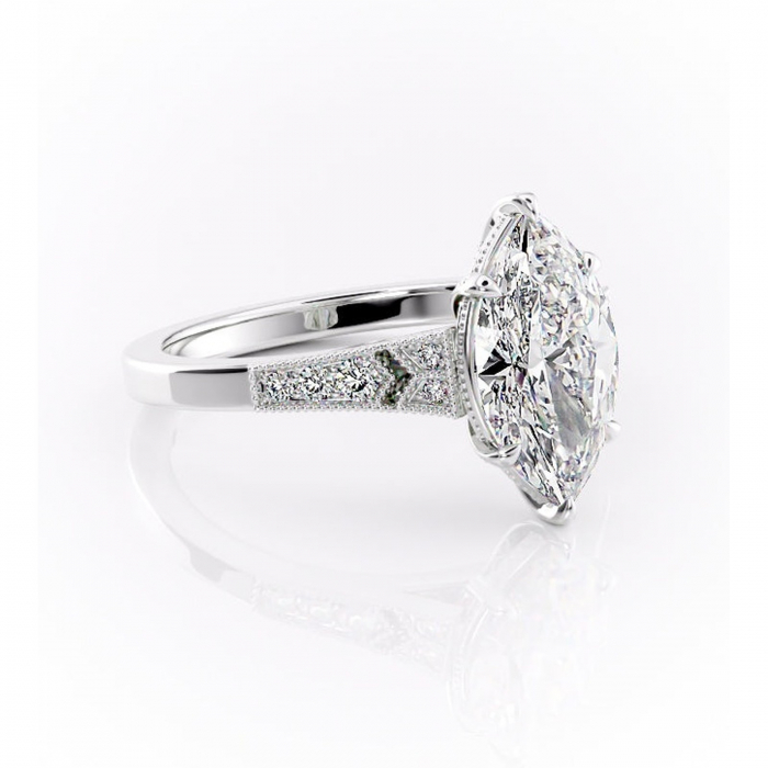 Inel de logodnă Caelia din aur Alb 14kt cu moissanite tăietură marquise – Pietre laterale rafinată pentru profil înalt | Personalizează și configurează gratuit online [1]