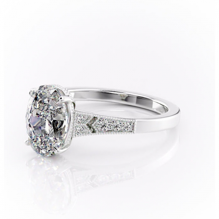 Inel de logodnă Caelia din aur Alb 14kt cu moissanite tăietură ovală – Pietre laterale rafinată pentru profil înalt | Personalizează și configurează gratuit online [7]