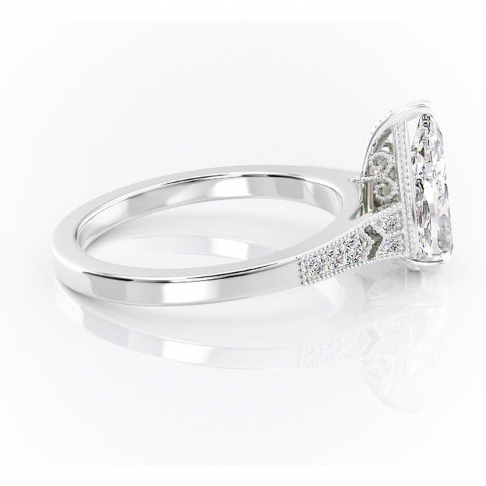 Inel de logodnă Caelia din aur Alb 14kt cu moissanite tăietură pară – Pietre laterale rafinată pentru profil înalt | Personalizează și configurează gratuit online [2]