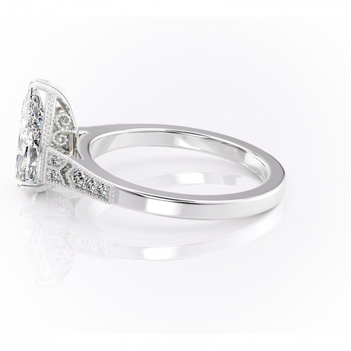 Inel de logodnă Caelia din aur Alb 14kt cu moissanite tăietură pară – Pietre laterale rafinată pentru profil înalt | Personalizează și configurează gratuit online [6]