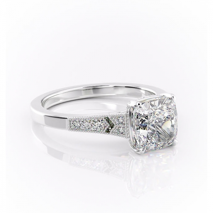 Inel de logodnă Caelia din aur Alb 14kt cu moissanite tăietură pernă – Pietre laterale rafinată pentru profil înalt | Personalizează și configurează gratuit online [1]