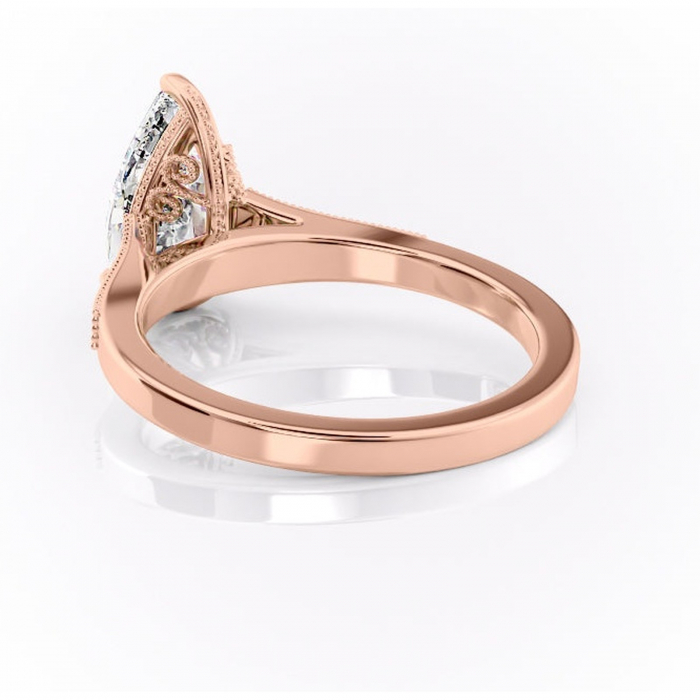 Inel de logodnă Caelia din aur Rose 14kt cu moissanite tăietură pară – Pietre laterale rafinată pentru profil înalt | Personalizează și configurează gratuit online [4]