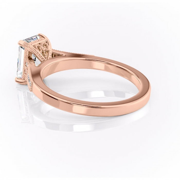 Inel de logodnă Caelia din aur Rose 14kt cu moissanite tăietură radiantă – Pietre laterale rafinată pentru profil înalt | Personalizează și configurează gratuit online [5]