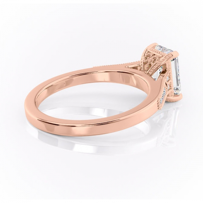 Inel de logodnă Caelia din aur Rose 14kt cu moissanite tăietură radiantă – Pietre laterale rafinată pentru profil înalt | Personalizează și configurează gratuit online [3]