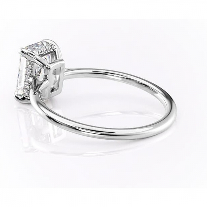 Inel de logodnă Camellia din aur Alb 14kt cu moissanite tăietură radiantă – Solitar rafinată pentru profil jos | Personalizează și configurează gratuit online [5]