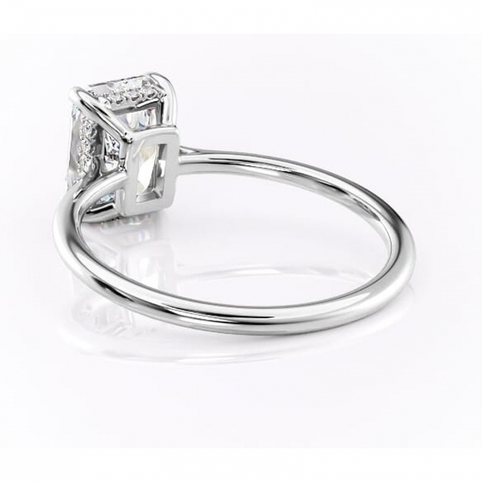 Inel de logodnă Camellia din aur Alb 14kt cu moissanite tăietură radiantă – Solitar rafinată pentru profil jos | Personalizează și configurează gratuit online [4]