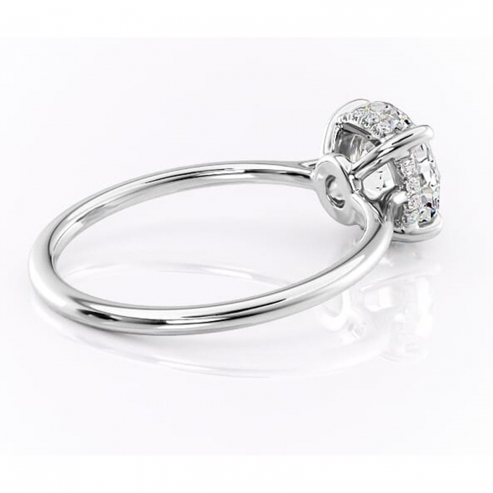 Inel de logodnă Camellia din aur Alb 14kt cu moissanite tăietură rotundă – Solitar rafinată pentru profil jos | Personalizează și configurează gratuit online [3]