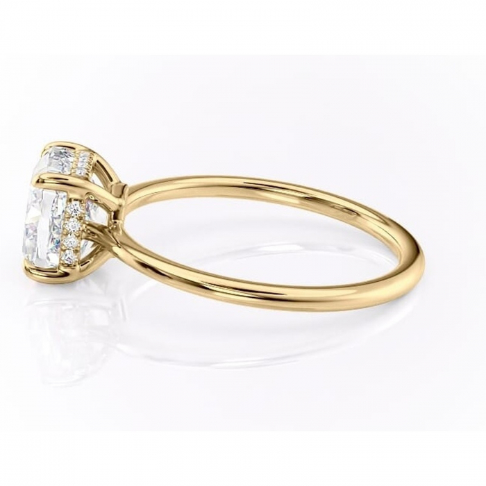 Inel de logodnă Camellia din aur Galben 14kt cu moissanite tăietură pernă – Solitar rafinată pentru profil jos | Personalizează și configurează gratuit online [6]