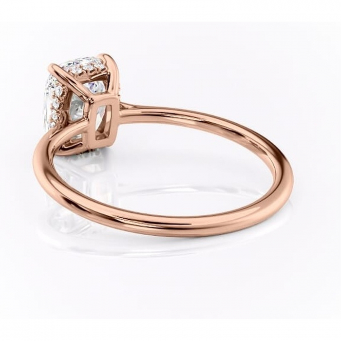 Inel de logodnă Camellia din aur Rose 14kt cu moissanite tăietură pernă – Solitar rafinată pentru profil jos | Personalizează și configurează gratuit online [4]