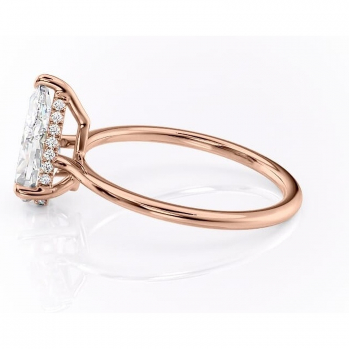 Inel de logodnă Camellia din aur Rose 18kt cu moissanite tăietură pară – Solitar rafinată pentru profil jos | Personalizează și configurează gratuit online [6]