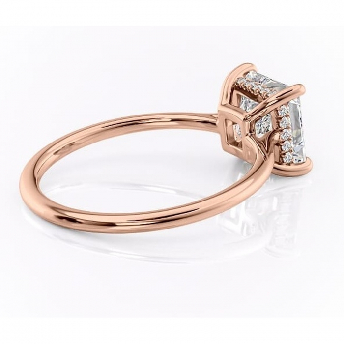 Inel de logodnă Camellia din aur Rose 14kt cu moissanite tăietură princess – Solitar rafinată pentru profil jos | Personalizează și configurează gratuit online [3]