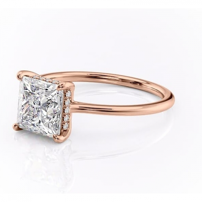Inel de logodnă Camellia din aur Rose 14kt cu moissanite tăietură princess – Solitar rafinată pentru profil jos | Personalizează și configurează gratuit online [7]