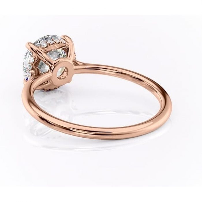 Inel de logodnă Camellia din aur Rose 14kt cu moissanite tăietură rotundă – Solitar rafinată pentru profil jos | Personalizează și configurează gratuit online [4]