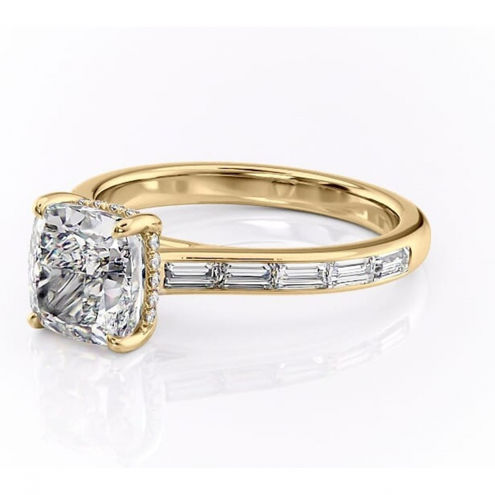 Inel de logodnă Catherine din aur Galben 14kt cu moissanite tăietură pernă – Montură cu canal rafinată pentru profil înalt | Personalizează și configurează gratuit online [7]