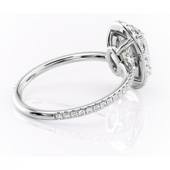 Inel de logodnă Celeste din aur Alb 14kt cu moissanite tăietură ovală – Halo rafinată pentru profil mediu | Personalizează și configurează gratuit online [3]