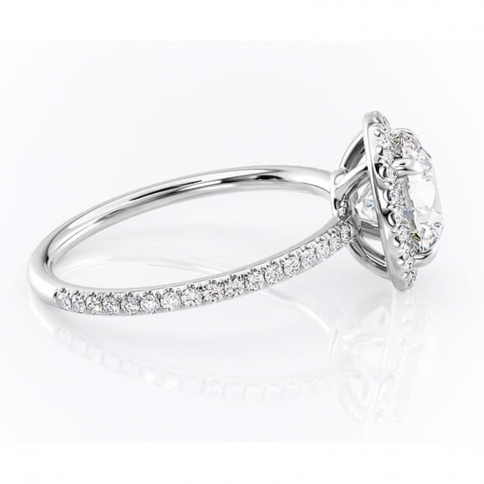 Inel de logodnă Celeste din aur Alb 14kt cu moissanite tăietură rotundă – Halo rafinată pentru profil mediu | Personalizează și configurează gratuit online [2]