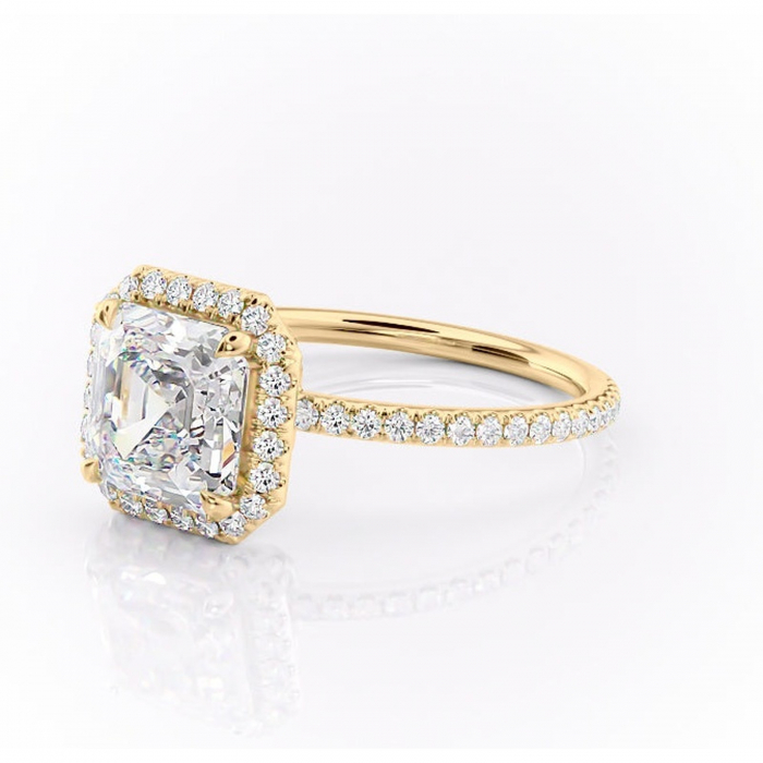 Inel de logodnă Celeste din aur Galben 14kt cu moissanite tăietură asscher – Halo rafinată pentru profil mediu | Personalizează și configurează gratuit online [7]
