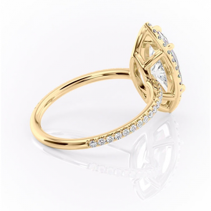 Inel de logodnă Celeste din aur Galben 14kt cu moissanite tăietură marquise – Halo rafinată pentru profil mediu | Personalizează și configurează gratuit online [3]