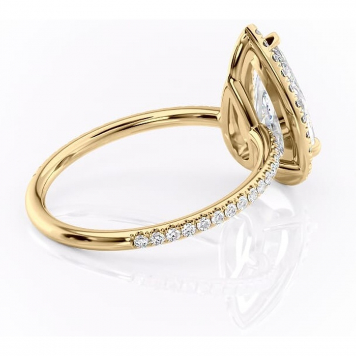 Inel de logodnă Celeste din aur Galben 14kt cu moissanite tăietură pară – Halo rafinată pentru profil mediu | Personalizează și configurează gratuit online [3]