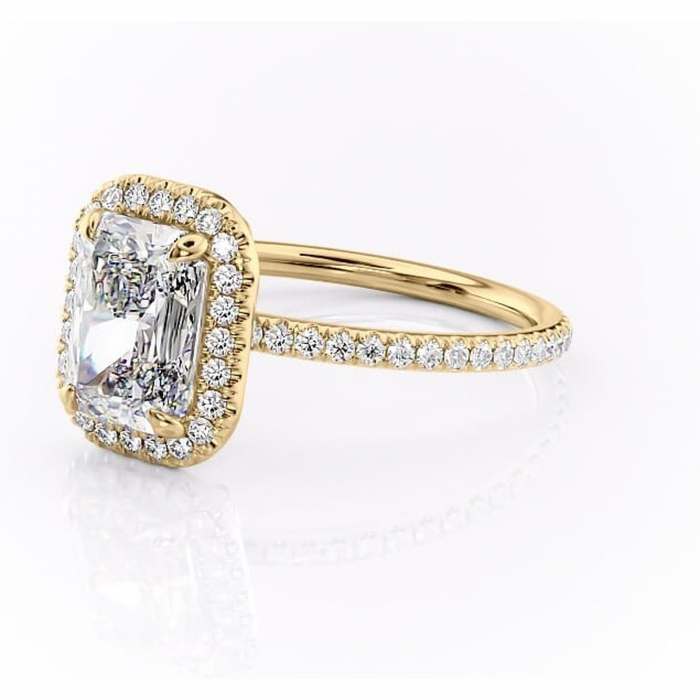Inel de logodnă Celeste din aur Galben 18kt cu moissanite tăietură radiantă – Halo rafinată pentru profil mediu | Personalizează și configurează gratuit online [7]