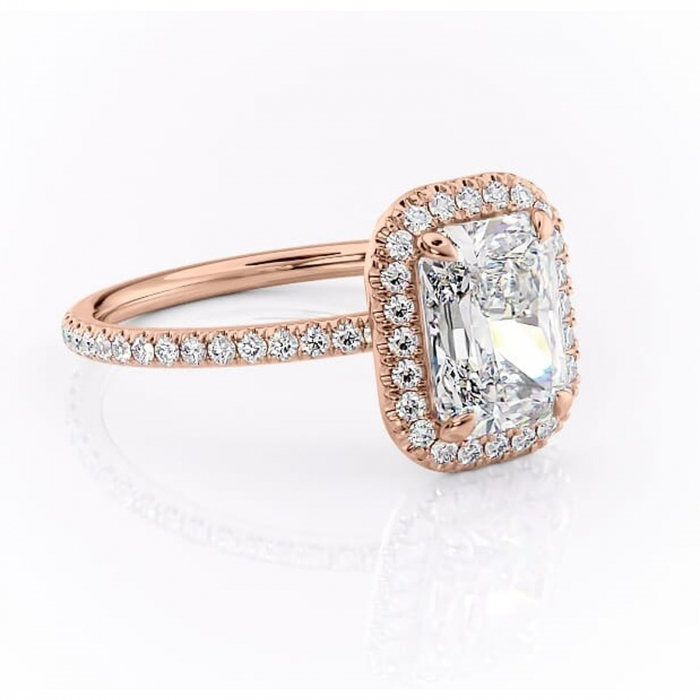 Inel de logodnă Celeste din aur Rose 14kt cu moissanite tăietură radiantă – Halo rafinată pentru profil mediu | Personalizează și configurează gratuit online [1]