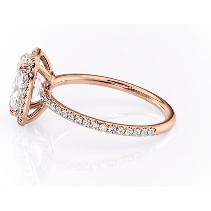 Inel de logodnă Celeste din aur Rose 14kt cu moissanite tăietură radiantă – Halo rafinată pentru profil mediu | Personalizează și configurează gratuit online [6]