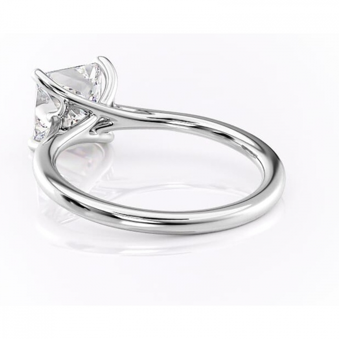 Inel de logodnă Charlotte din aur Alb 14kt cu moissanite tăietură princess – Solitar rafinată pentru profil mediu | Personalizează și configurează gratuit online [4]