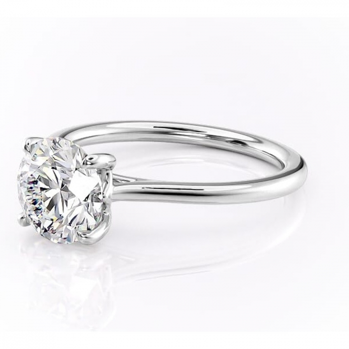 Inel de logodnă Charlotte din aur Alb 14kt cu moissanite tăietură rotundă – Solitar rafinată pentru profil mediu | Personalizează și configurează gratuit online [7]