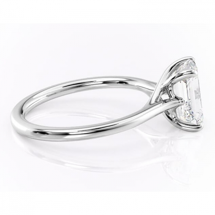 Inel de logodnă Charlotte din aur Alb 14kt cu moissanite tăietură smarald – Solitar rafinată pentru profil mediu | Personalizează și configurează gratuit online [2]