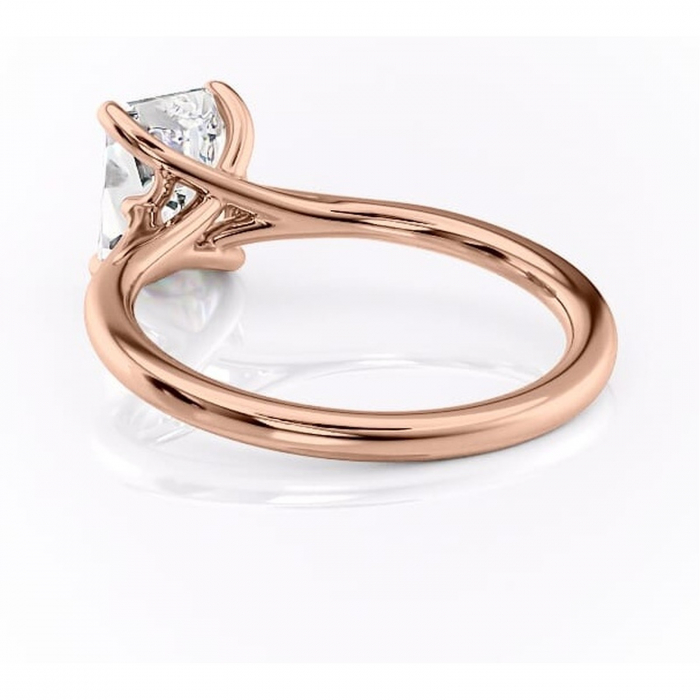 Inel de logodnă Charlotte din aur Rose 14kt cu moissanite tăietură radiantă – Solitar rafinată pentru profil mediu | Personalizează și configurează gratuit online [4]