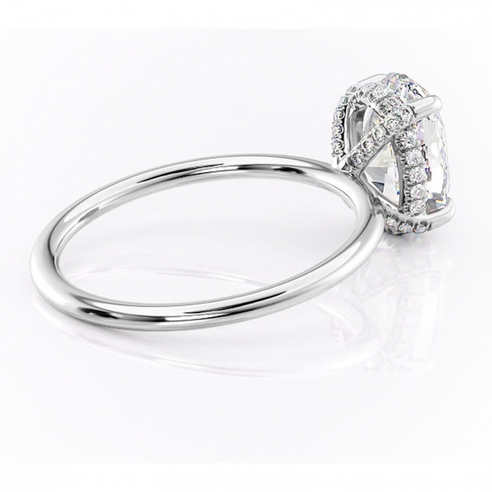 Inel de logodnă Clarabelle din aur Alb 14kt cu moissanite tăietură ovală – Solitar rafinată pentru profil înalt | Personalizează și configurează gratuit online [3]
