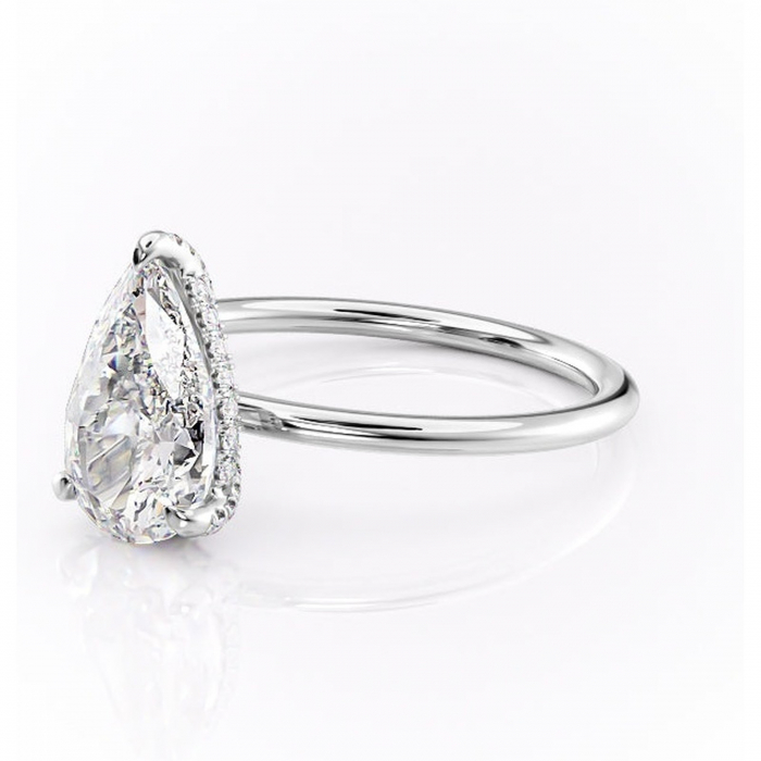 Inel de logodnă Clarabelle din aur Alb 18kt cu moissanite tăietură pară – Solitar rafinată pentru profil înalt | Personalizează și configurează gratuit online [7]