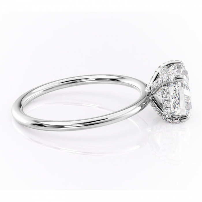 Inel de logodnă Clarabelle din aur Alb 14kt cu moissanite tăietură pernă – Solitar rafinată pentru profil înalt | Personalizează și configurează gratuit online [2]