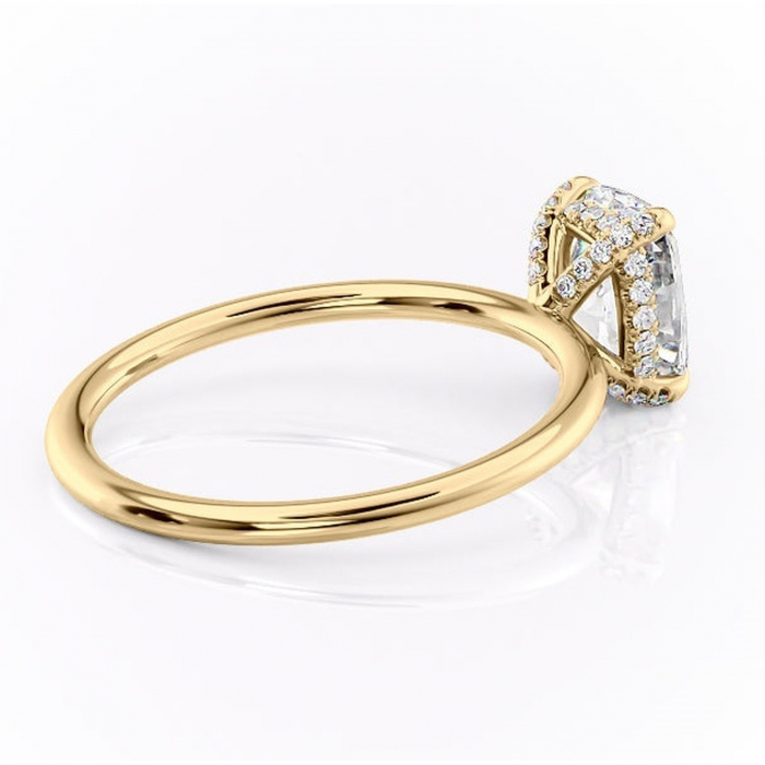 Inel de logodnă Clarabelle din aur Galben 14kt cu moissanite tăietură pernă – Solitar rafinată pentru profil înalt | Personalizează și configurează gratuit online [3]
