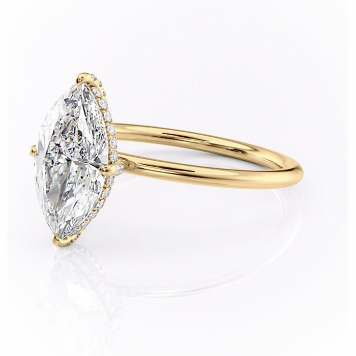 Inel de logodnă Clarabelle din aur Galben 18kt cu moissanite tăietură marquise – Solitar rafinată pentru profil înalt | Personalizează și configurează gratuit online [7]