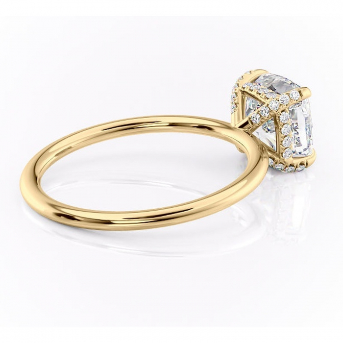 Inel de logodnă Clarabelle din aur Galben 14kt cu moissanite tăietură pernă – Solitar rafinată pentru profil înalt | Personalizează și configurează gratuit online [3]