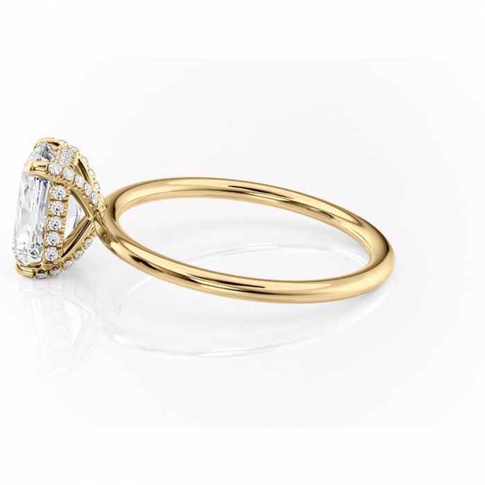 Inel de logodnă Clarabelle din aur Galben 14kt cu moissanite tăietură radiantă – Solitar rafinată pentru profil înalt | Personalizează și configurează gratuit online [6]