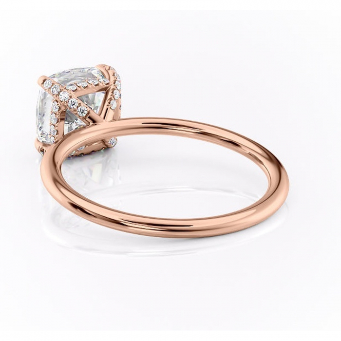 Inel de logodnă Clarabelle din aur Rose 14kt cu moissanite tăietură pernă – Solitar rafinată pentru profil înalt | Personalizează și configurează gratuit online [4]