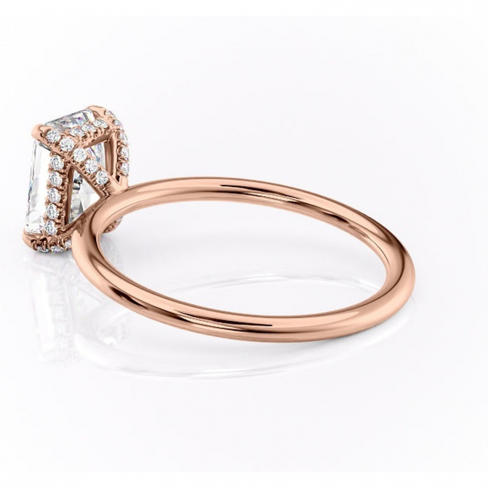 Inel de logodnă Clarabelle din aur Rose 14kt cu moissanite tăietură radiantă – Solitar rafinată pentru profil înalt | Personalizează și configurează gratuit online [5]