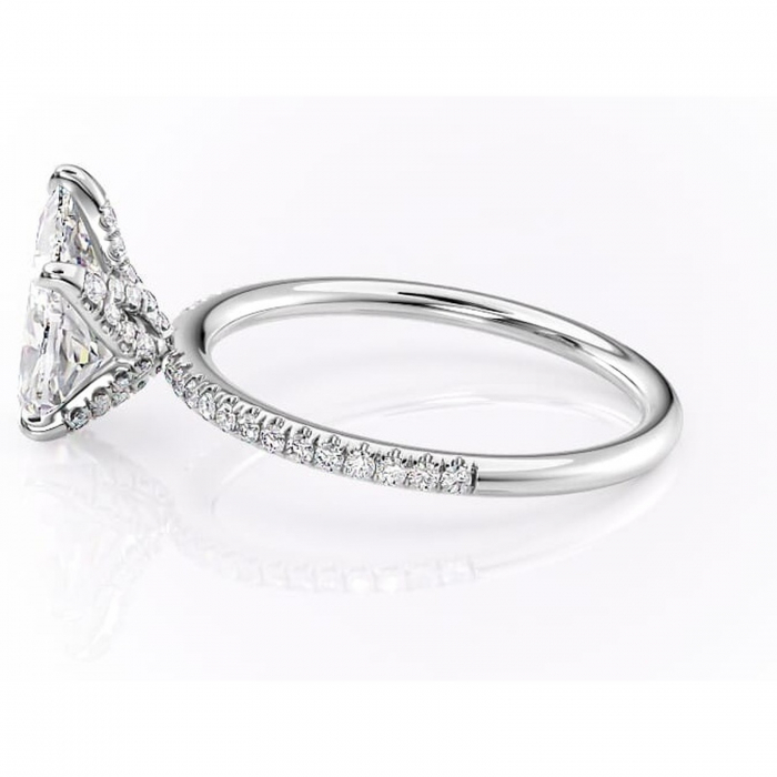 Inel de logodnă Cleo din aur Alb 18kt cu moissanite tăietură pară – Montură pavé rafinată pentru profil înalt | Personalizează și configurează gratuit online [6]