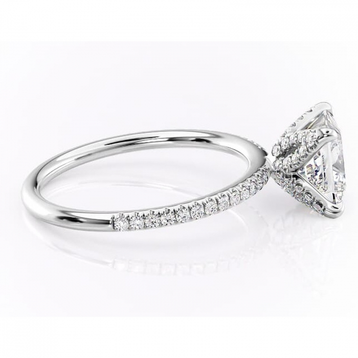 Inel de logodnă Cleo din aur Alb 14kt cu moissanite tăietură princess – Montură pavé rafinată pentru profil înalt | Personalizează și configurează gratuit online [2]