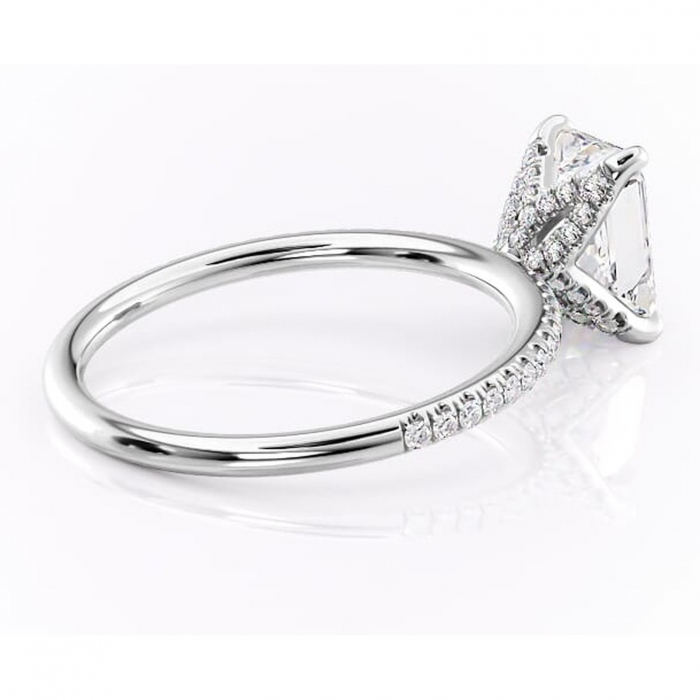 Inel de logodnă Cleo din aur Alb 18kt cu moissanite tăietură radiantă – Montură pavé rafinată pentru profil înalt | Personalizează și configurează gratuit online [3]