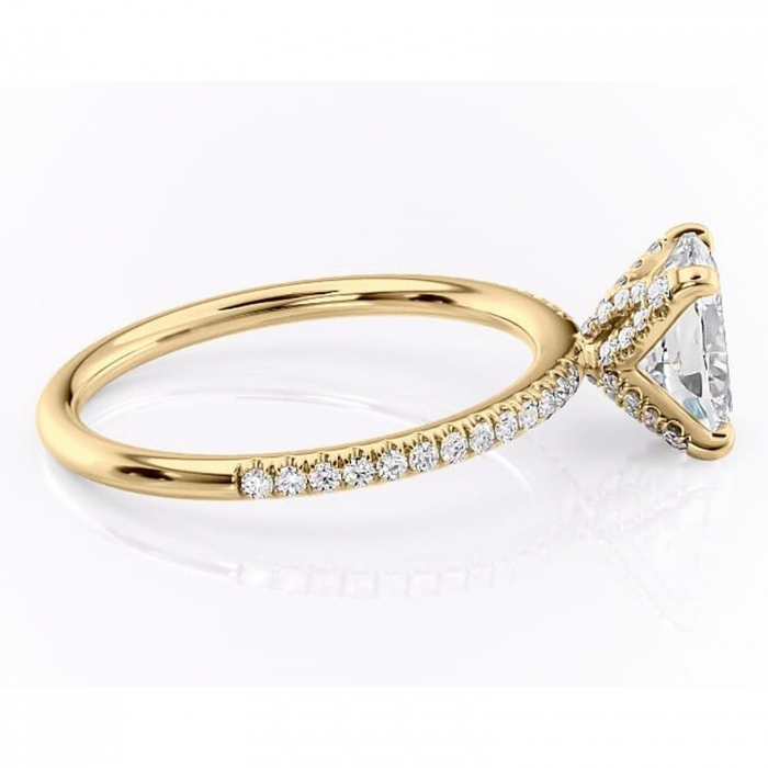 Inel de logodnă Cleo din aur Galben 14kt cu moissanite tăietură pernă – Montură pavé rafinată pentru profil înalt | Personalizează și configurează gratuit online [2]