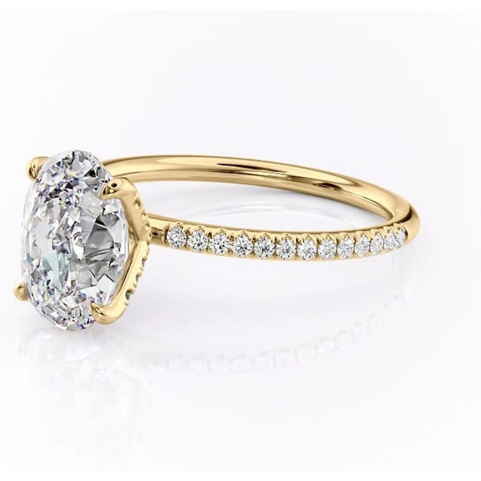 Inel de logodnă Cleo din aur Galben 14kt cu moissanite tăietură ovală – Montură pavé rafinată pentru profil înalt | Personalizează și configurează gratuit online [7]