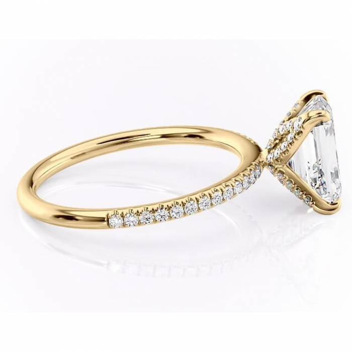 Inel de logodnă Cleo din aur Galben 14kt cu moissanite tăietură smarald – Montură pavé rafinată pentru profil înalt | Personalizează și configurează gratuit online [2]